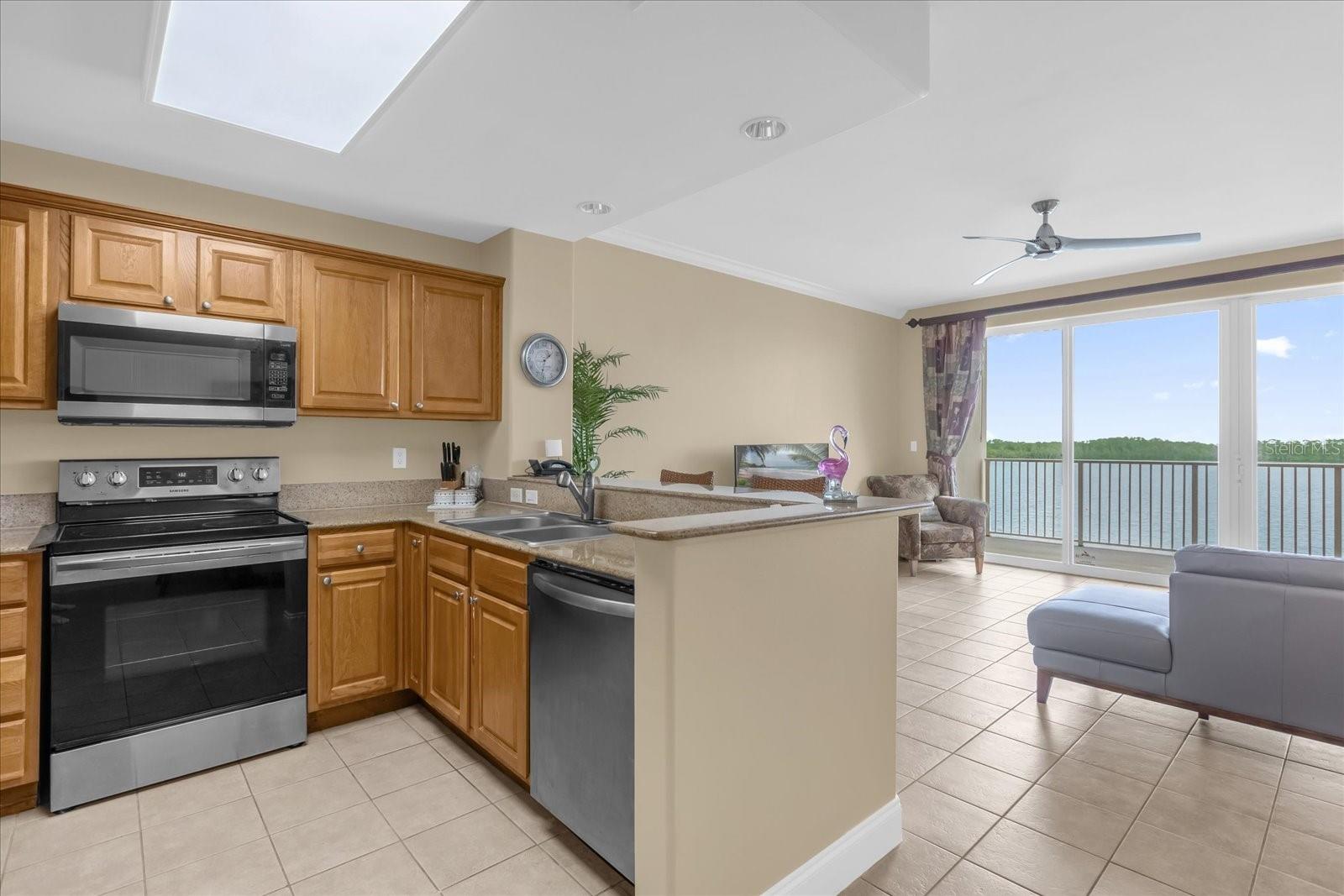 Image 13 of 45 For 13427 Blue Heron Beach Drive 402