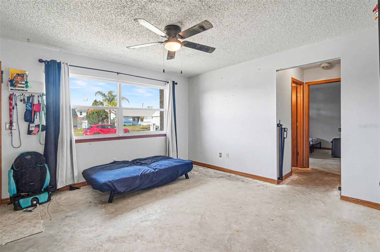 Image 10 of 17 For 2675 Gramercy Drive