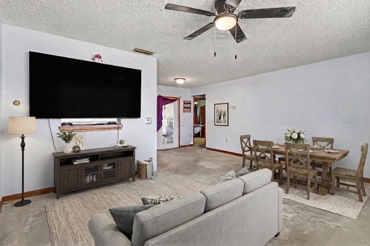 Image 6 of 17 For 2675 Gramercy Drive