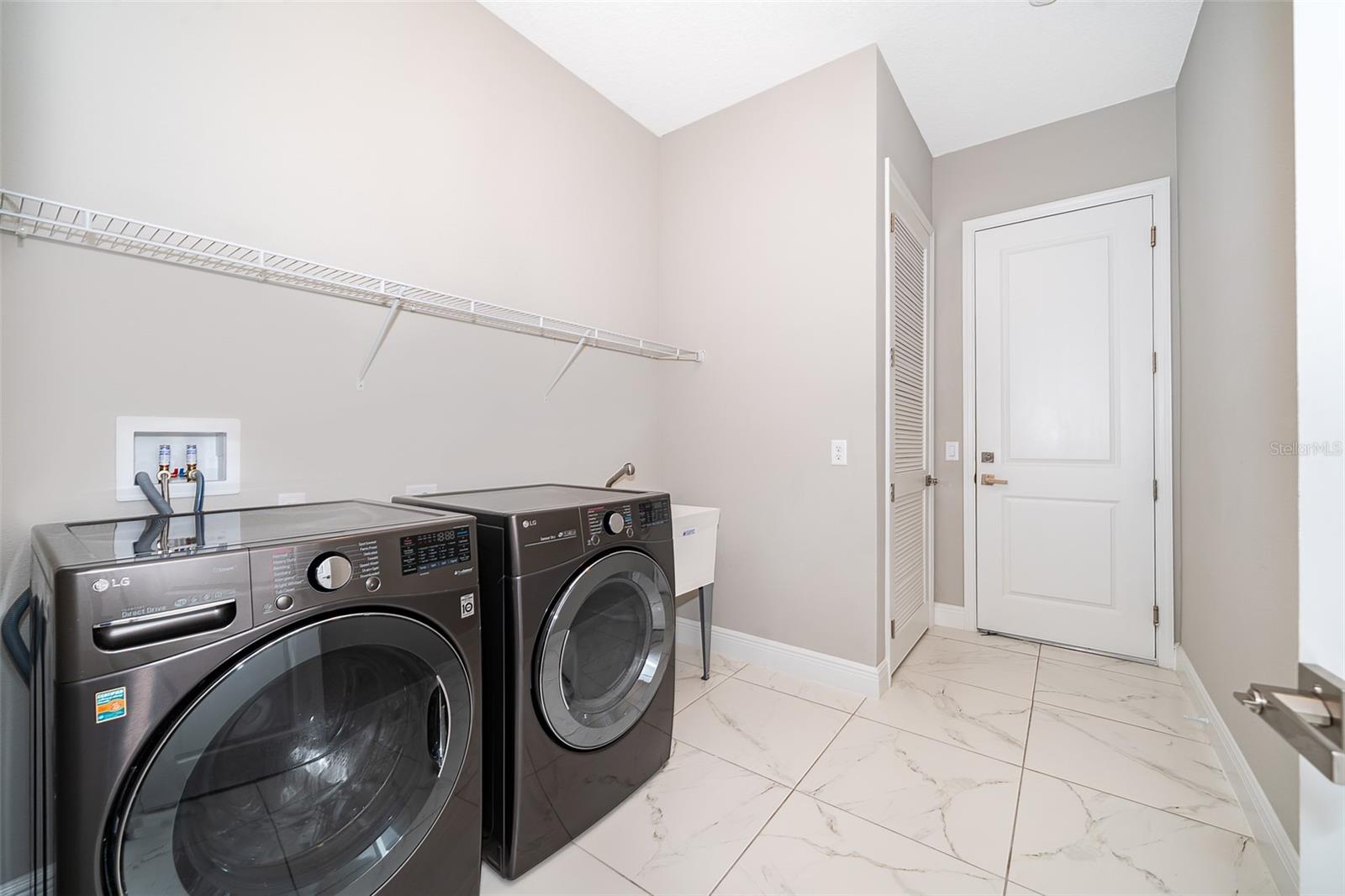 Image 26 of 35 For 2766 Shannin Drive