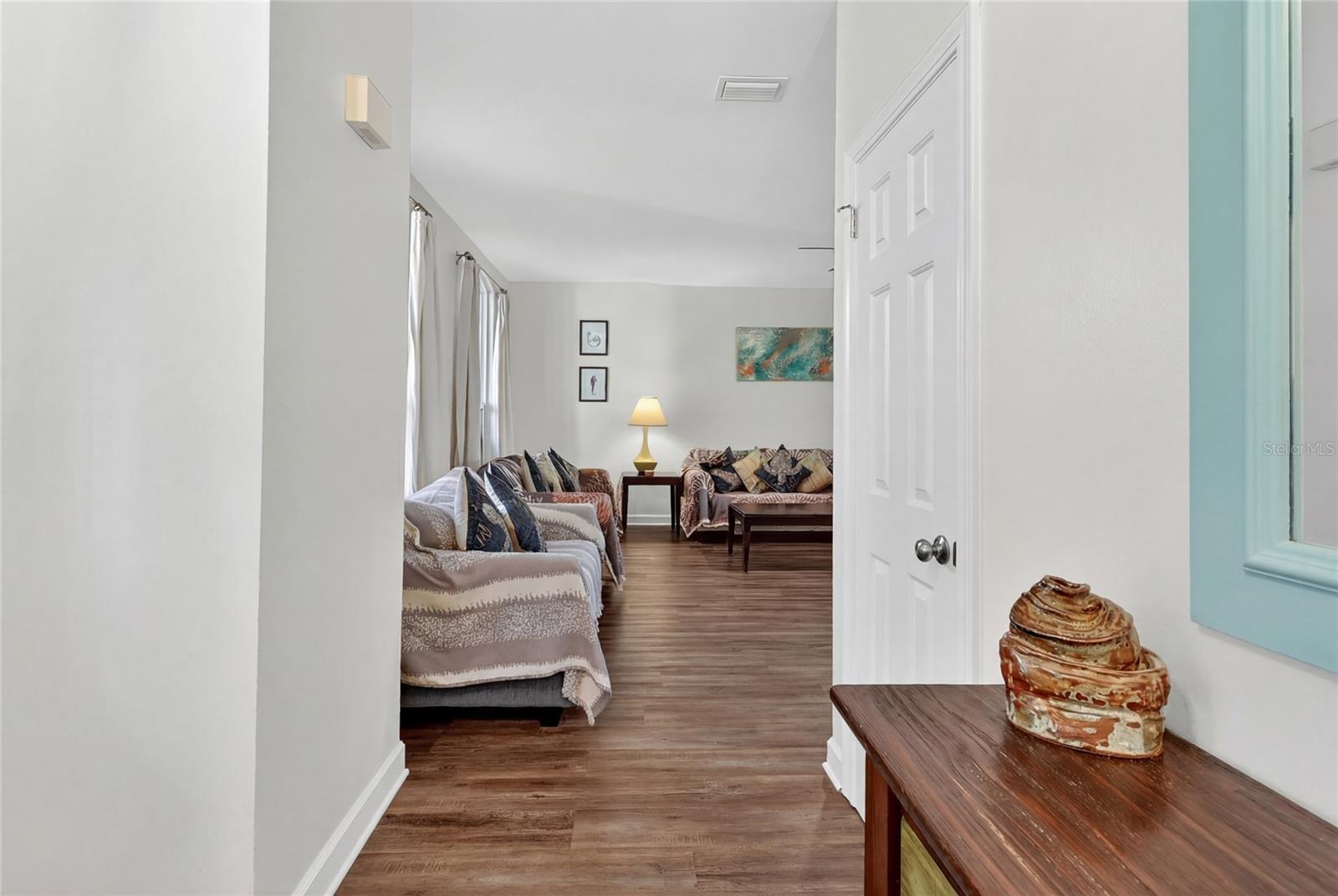 Image 16 of 67 For 26 Topaz Cove