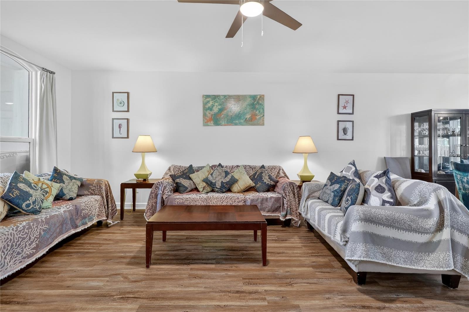 Image 21 of 67 For 26 Topaz Cove