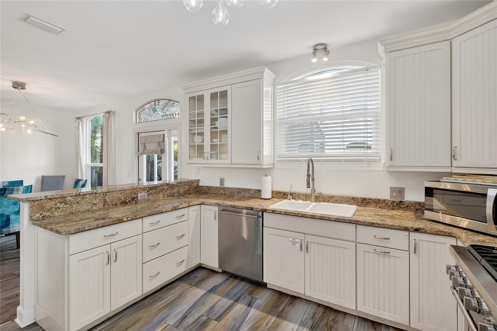 Image 28 of 67 For 26 Topaz Cove