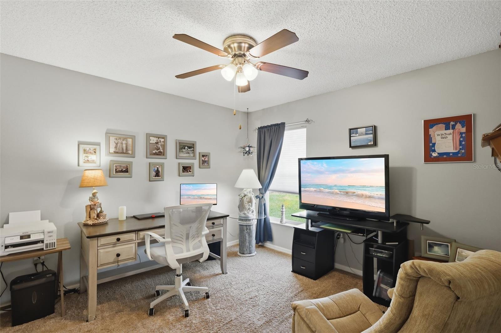 Image 28 of 42 For 403 Central Mariners Drive