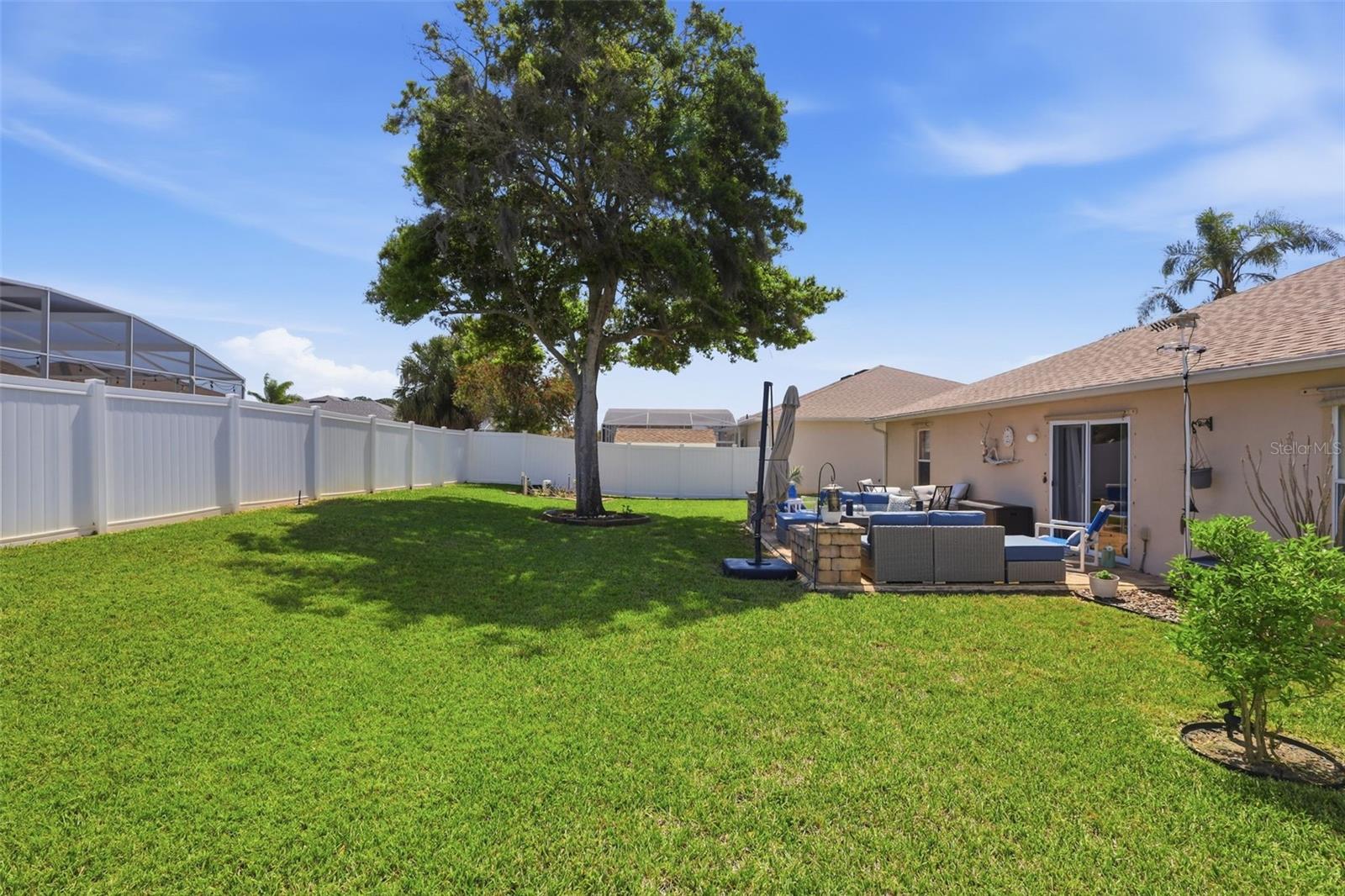 Image 34 of 42 For 403 Central Mariners Drive