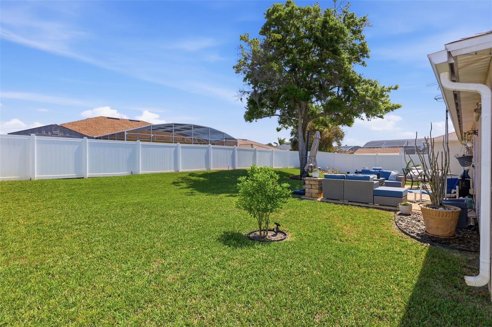 Image 35 of 42 For 403 Central Mariners Drive