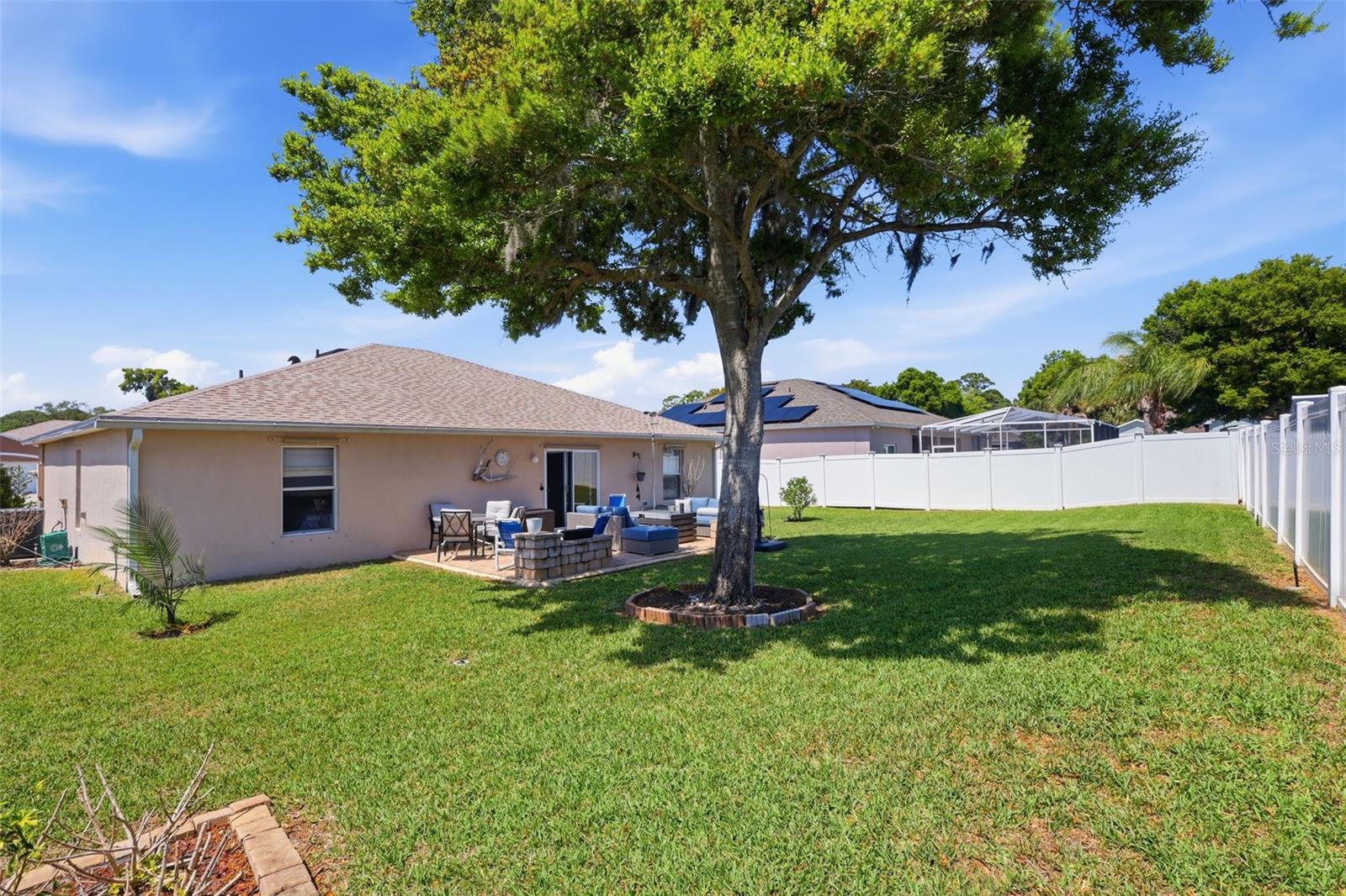 Image 36 of 42 For 403 Central Mariners Drive