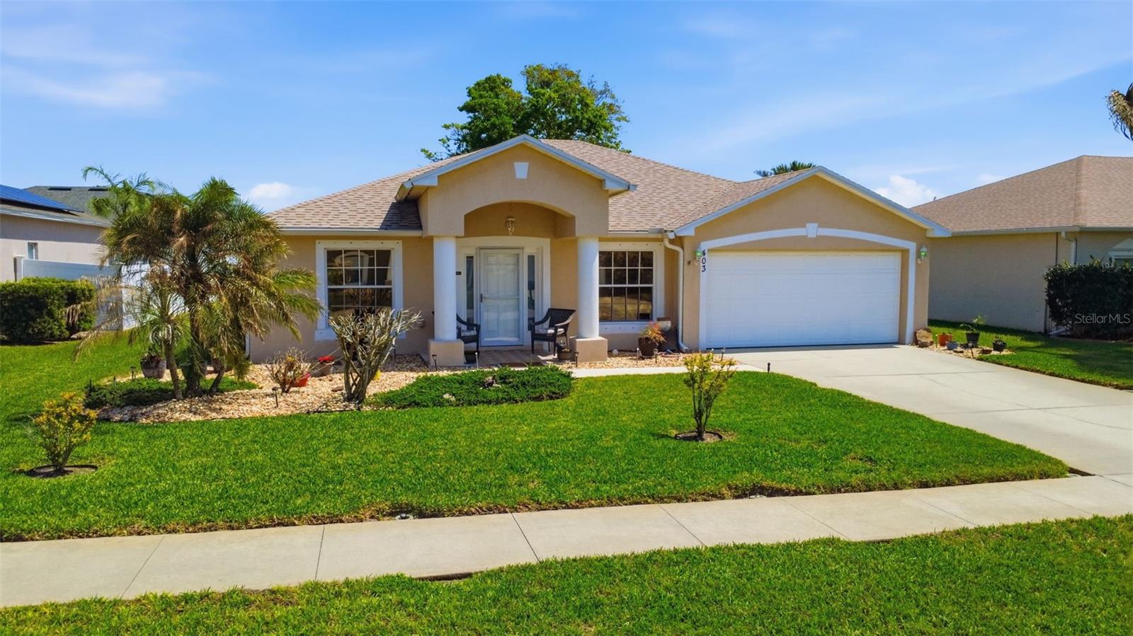 Image 5 of 42 For 403 Central Mariners Drive