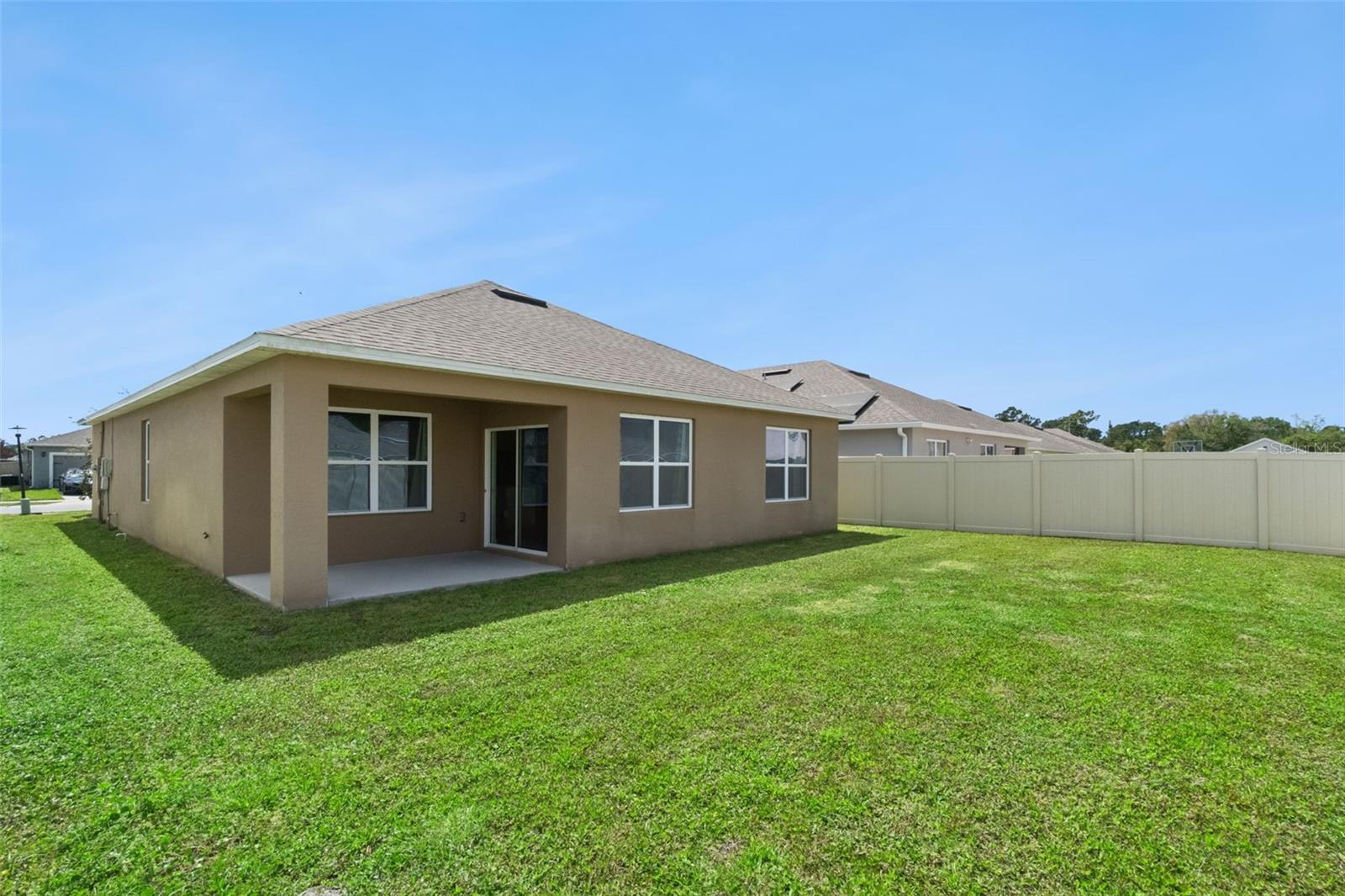 Image 14 of 40 For 5367 Douglas Fir Drive