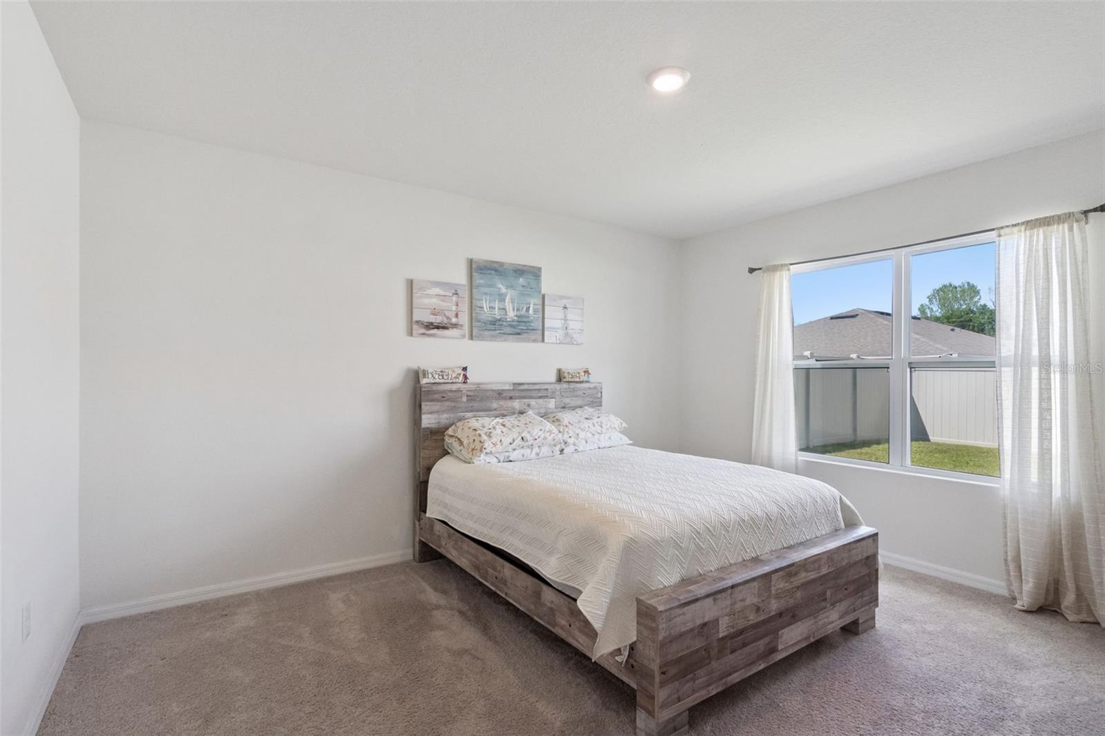 Image 16 of 40 For 5367 Douglas Fir Drive