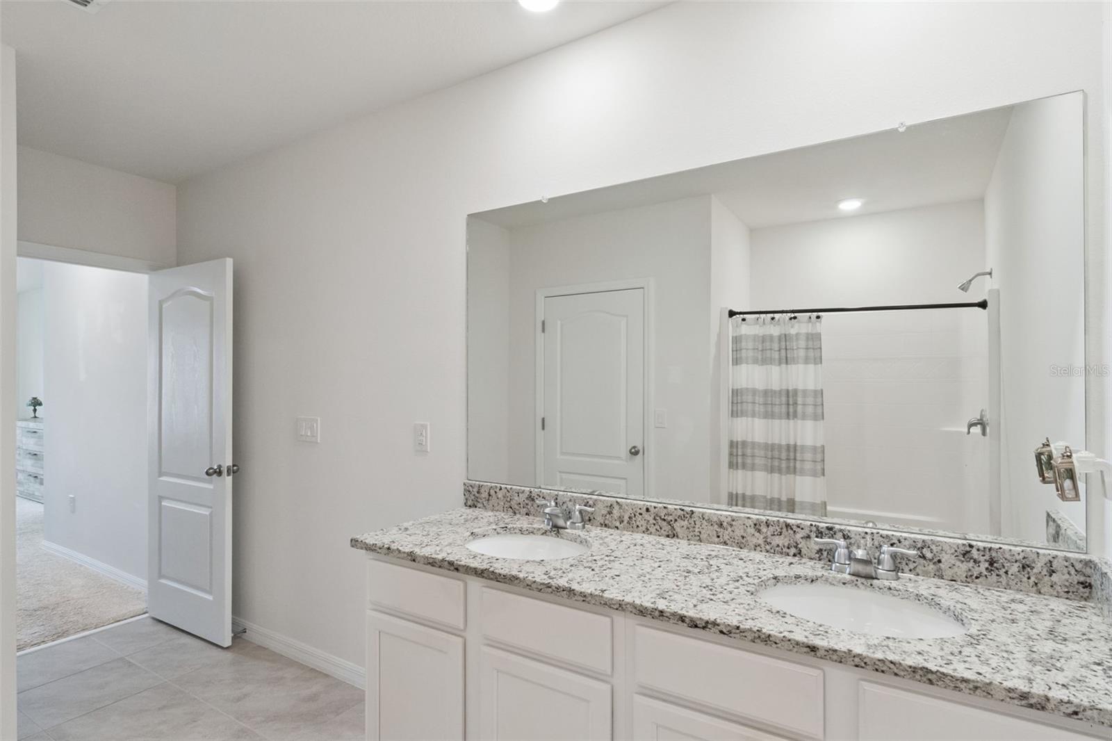 Image 21 of 40 For 5367 Douglas Fir Drive