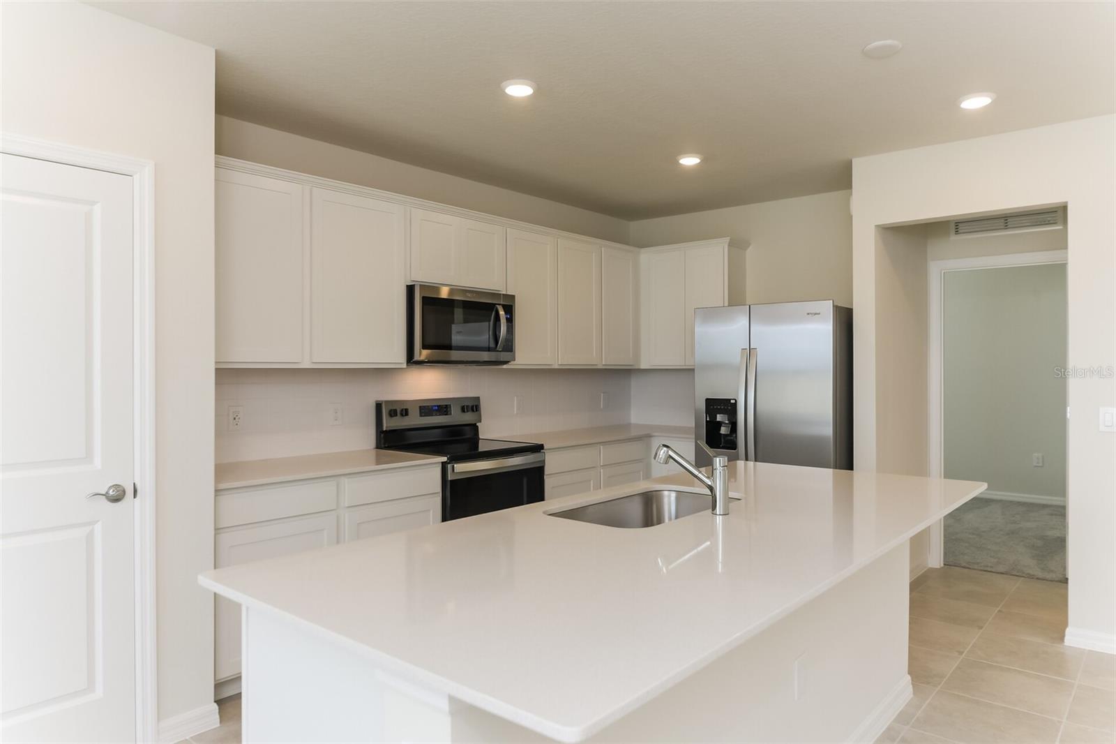 Image 4 of 20 For 3301 Ellsworth Avenue