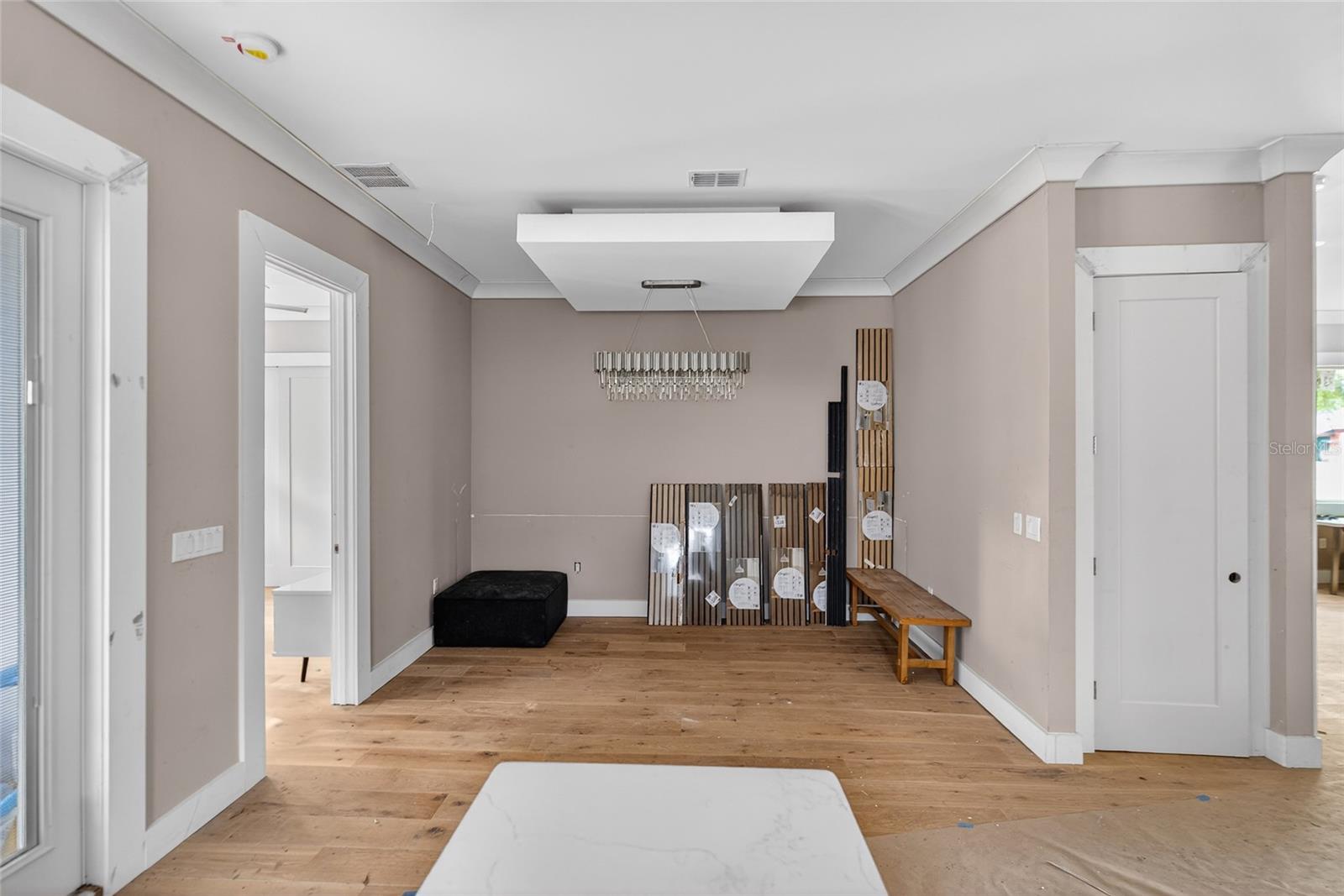 Image 11 of 42 For 2935 Helen Avenue