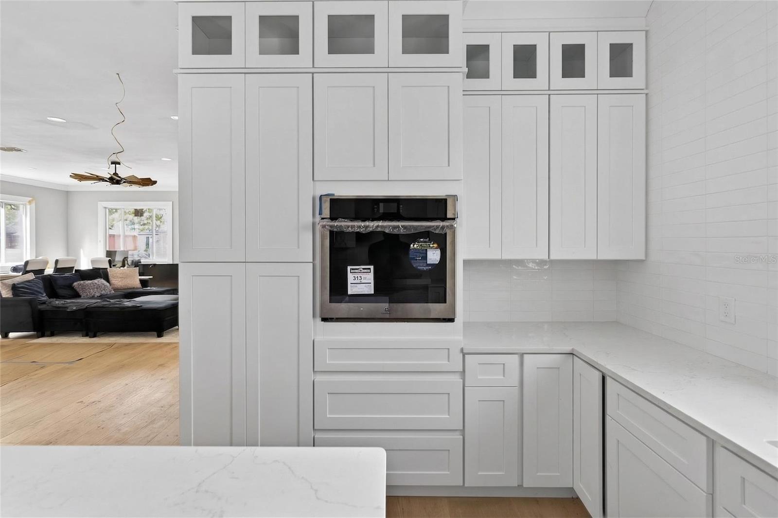 Image 14 of 42 For 2935 Helen Avenue