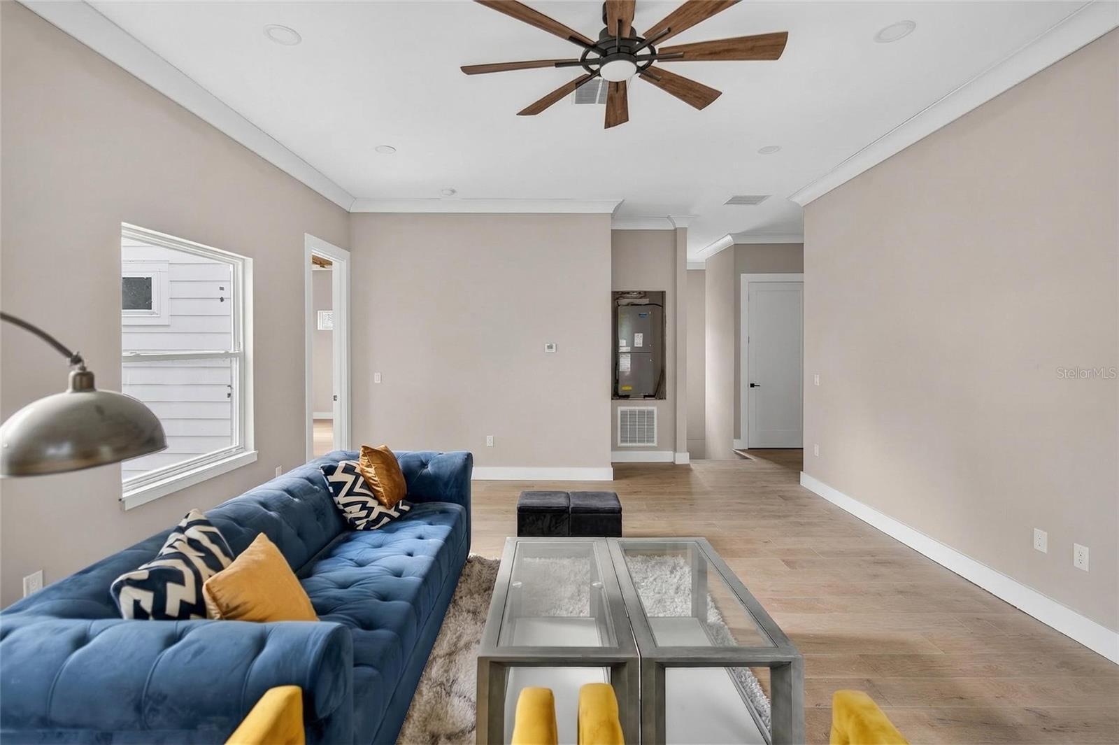 Image 22 of 42 For 2935 Helen Avenue