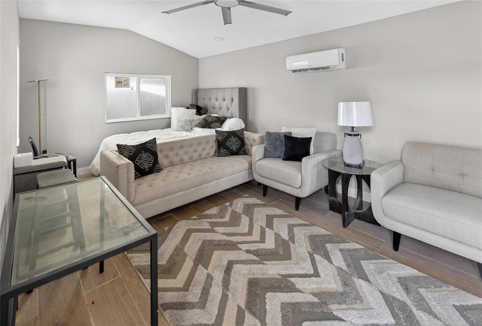 Image 38 of 42 For 2935 Helen Avenue