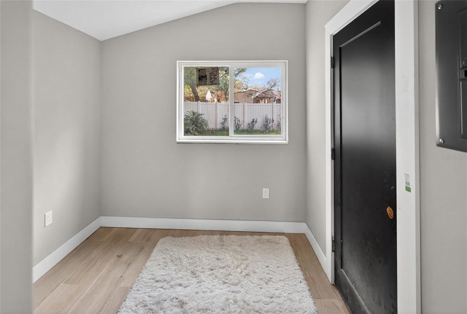 Image 40 of 42 For 2935 Helen Avenue