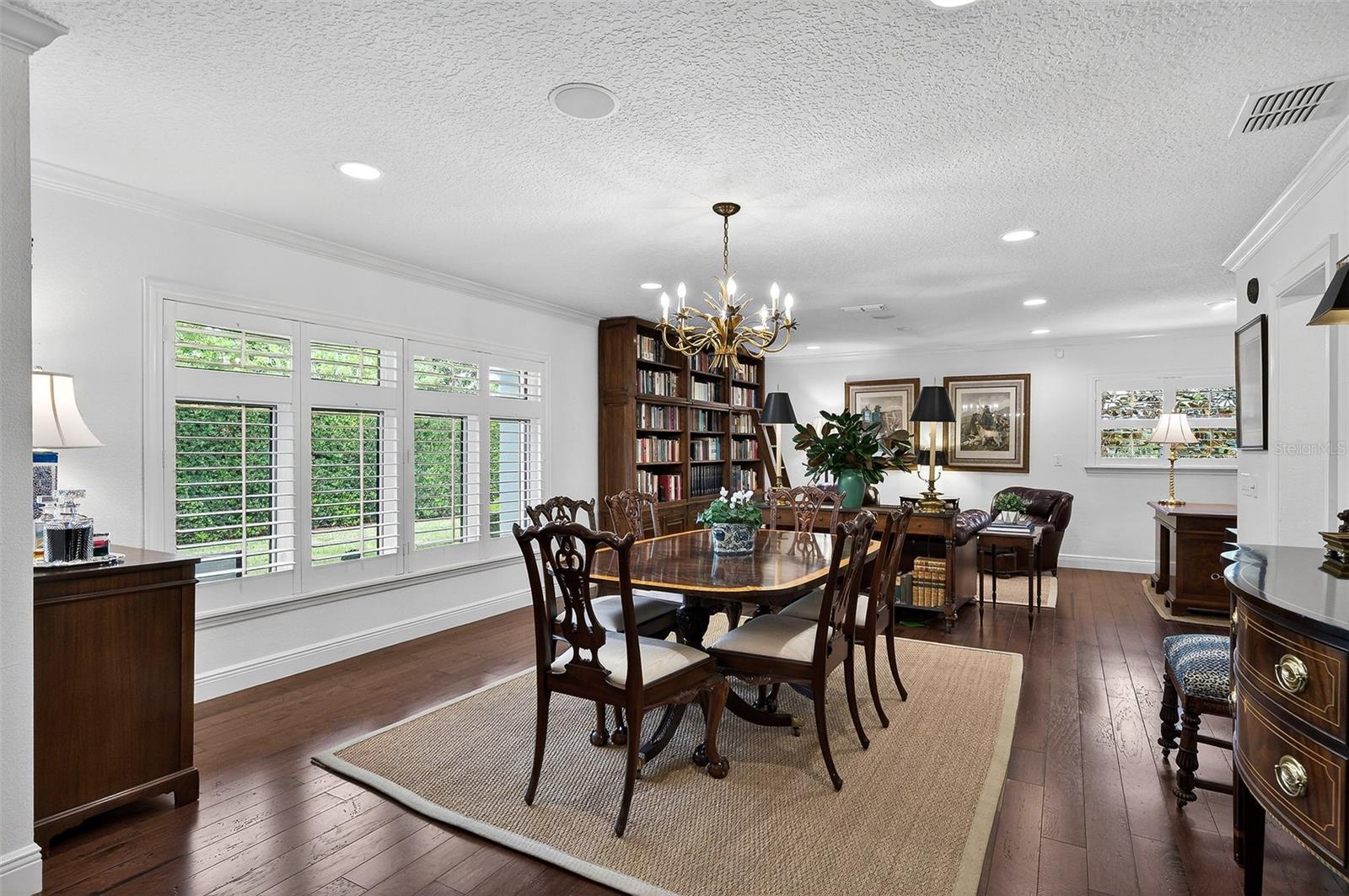 Image 14 of 54 For 1300 Mayfield Avenue