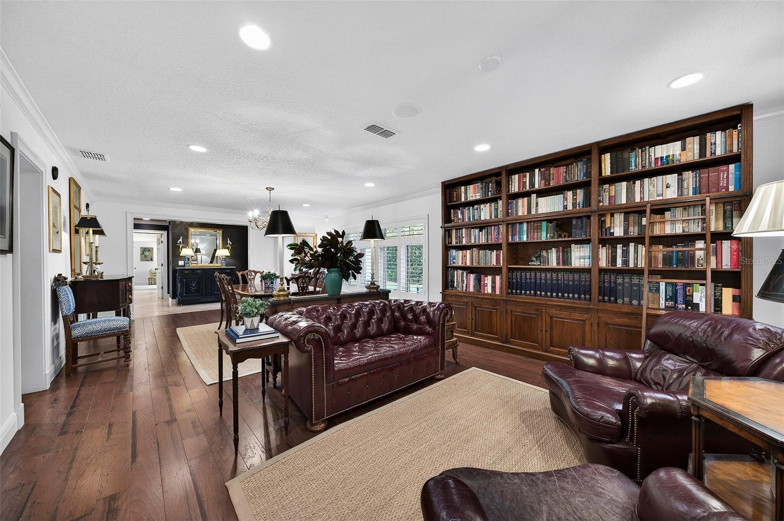 Image 16 of 54 For 1300 Mayfield Avenue