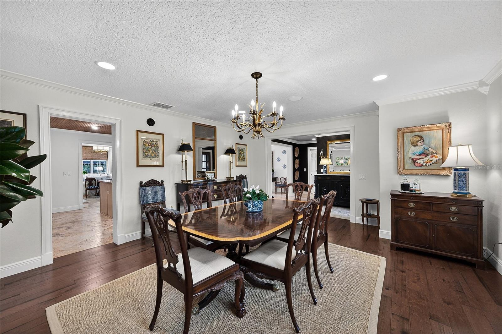 Image 17 of 54 For 1300 Mayfield Avenue