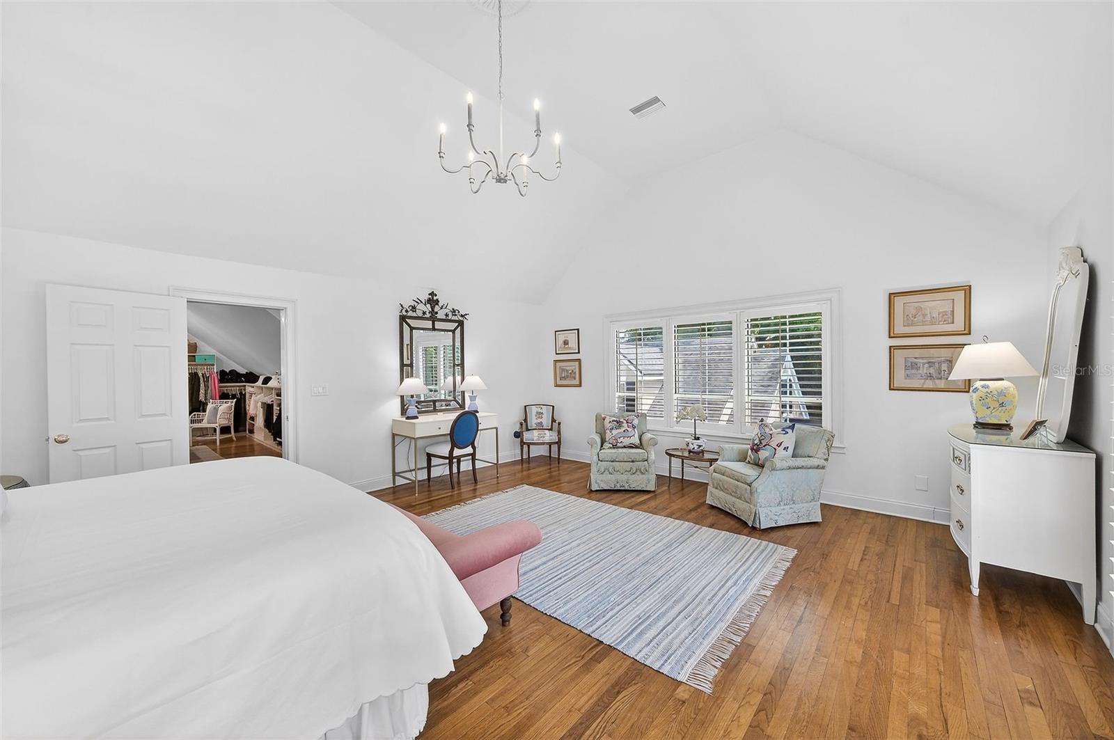 Image 28 of 54 For 1300 Mayfield Avenue