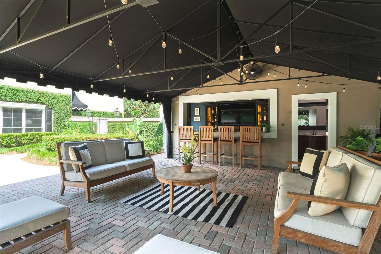 Image 41 of 54 For 1300 Mayfield Avenue