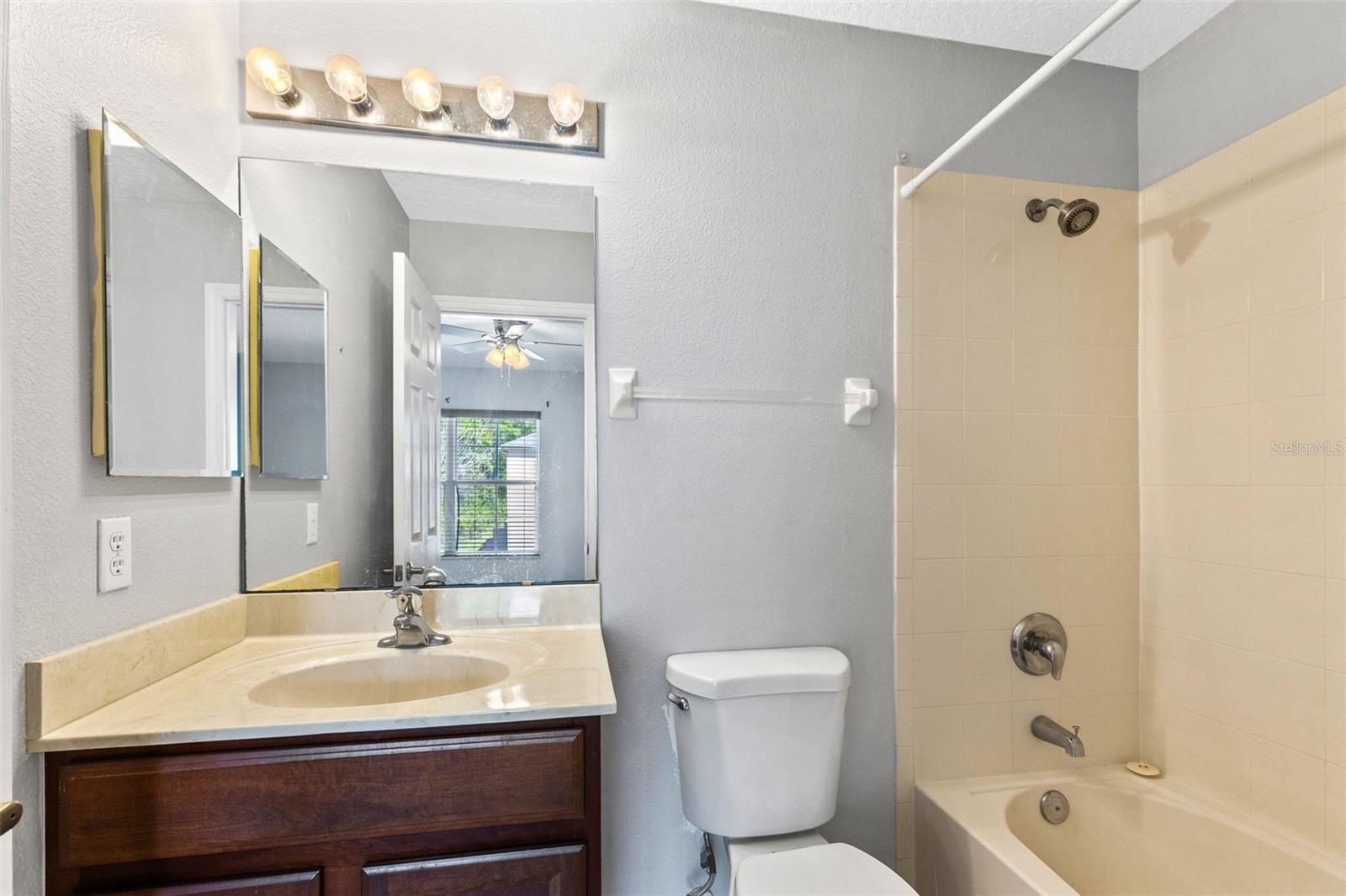 Image 17 of 31 For 4555 Lacebark Trail