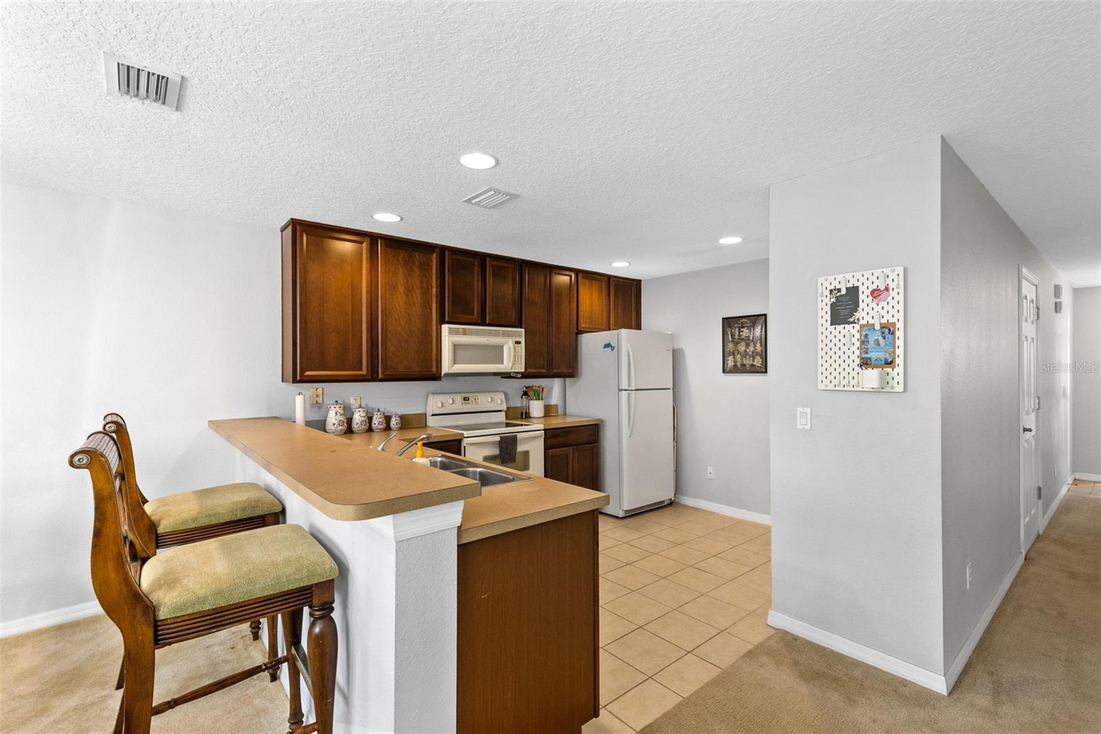 Image 8 of 31 For 4555 Lacebark Trail