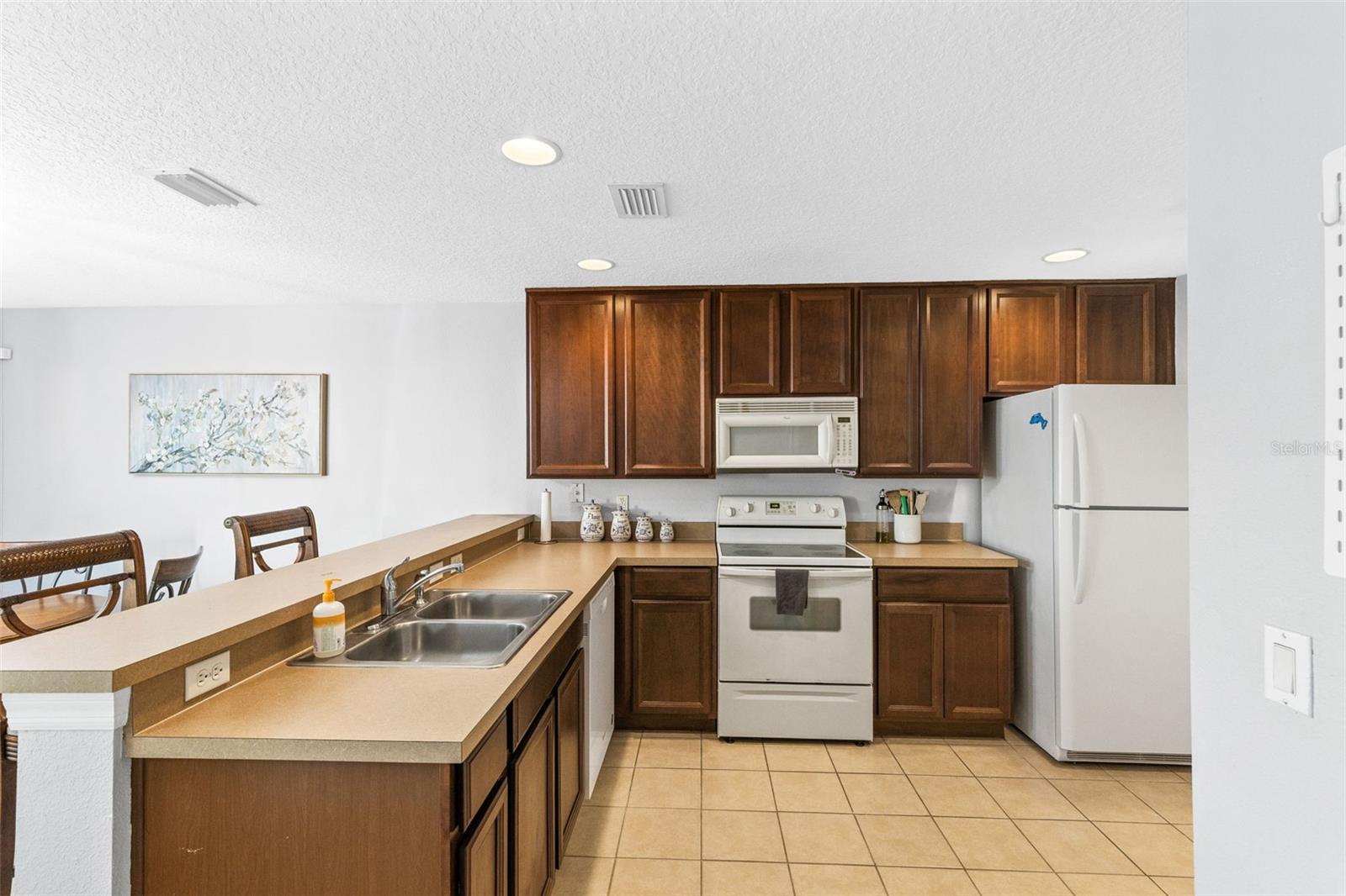 Image 9 of 31 For 4555 Lacebark Trail