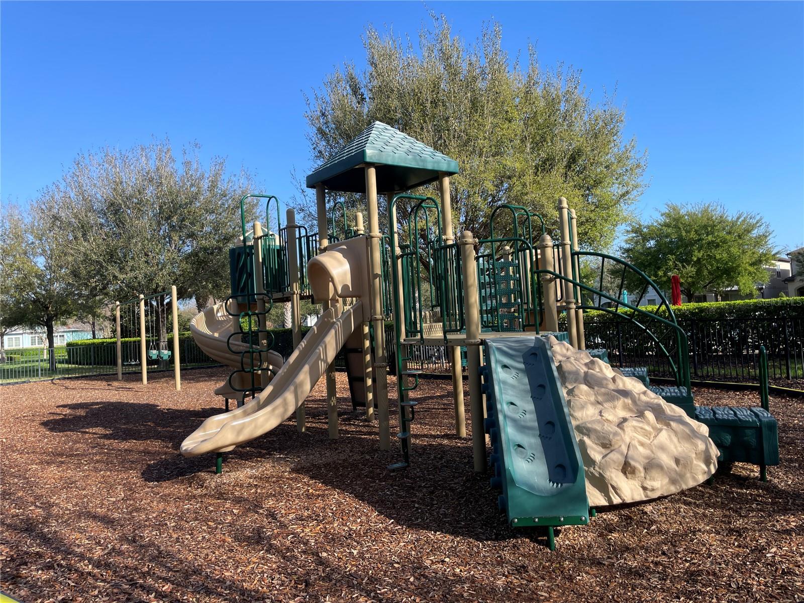 Image 25 of 26 For 14155 Lakeview Park Road