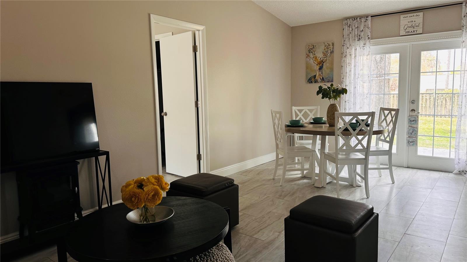 Image 11 of 23 For 376 Providence Boulevard