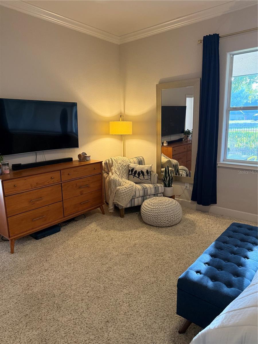 Image 17 of 18 For 1018 Green Gate Boulevard