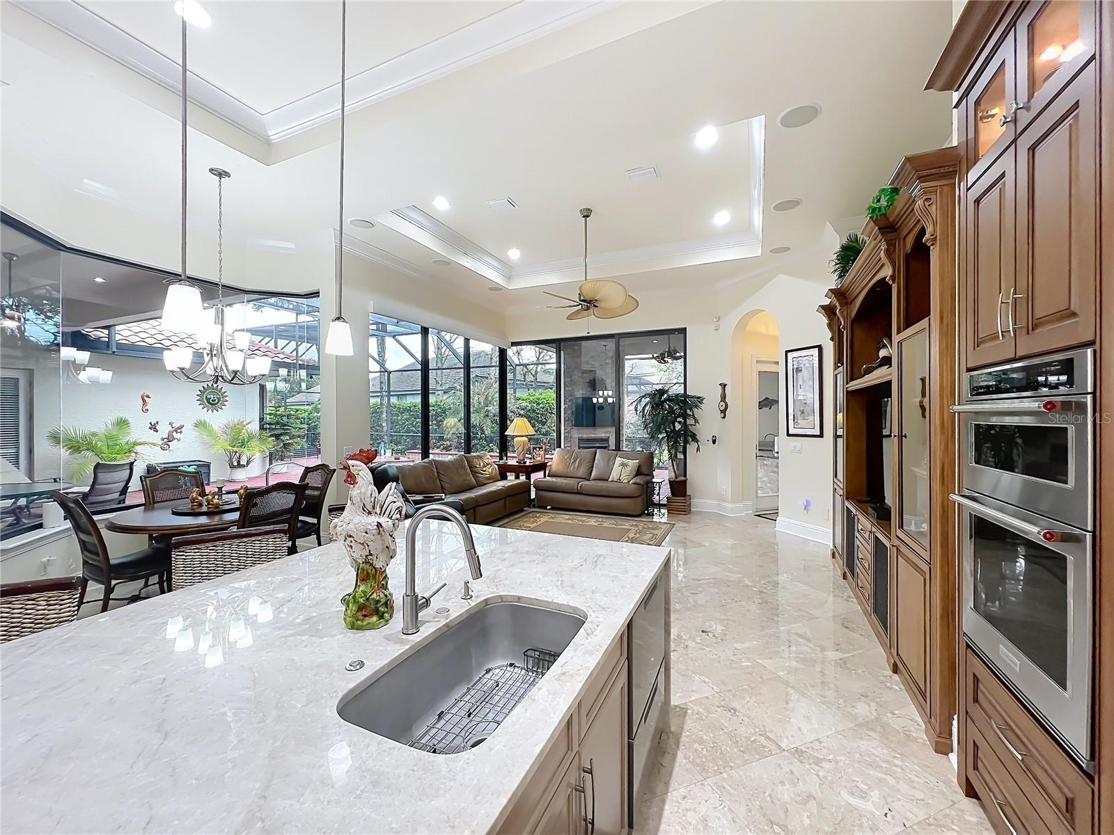 Image 23 of 93 For 587 Broadoak Loop