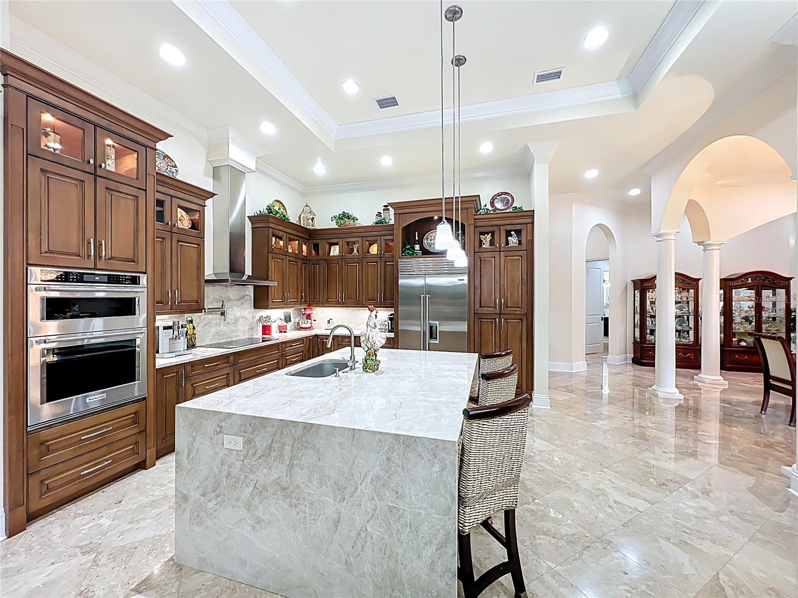 Image 26 of 93 For 587 Broadoak Loop