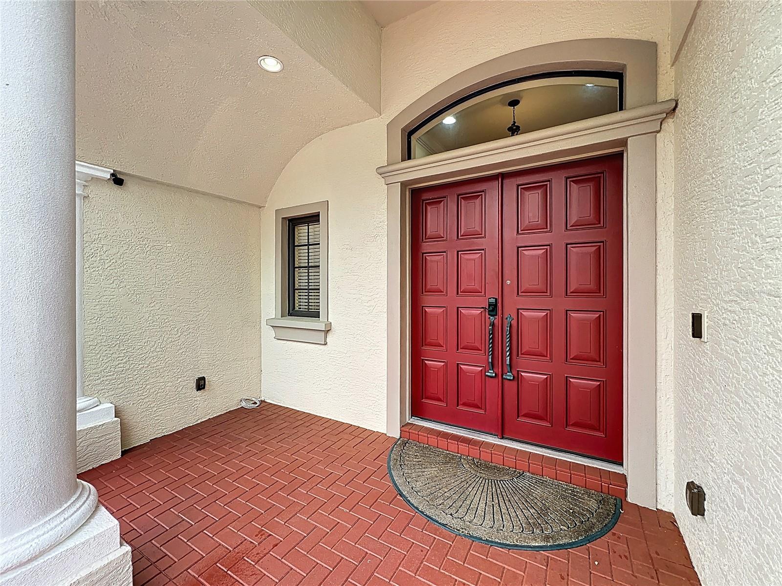 Image 4 of 93 For 587 Broadoak Loop