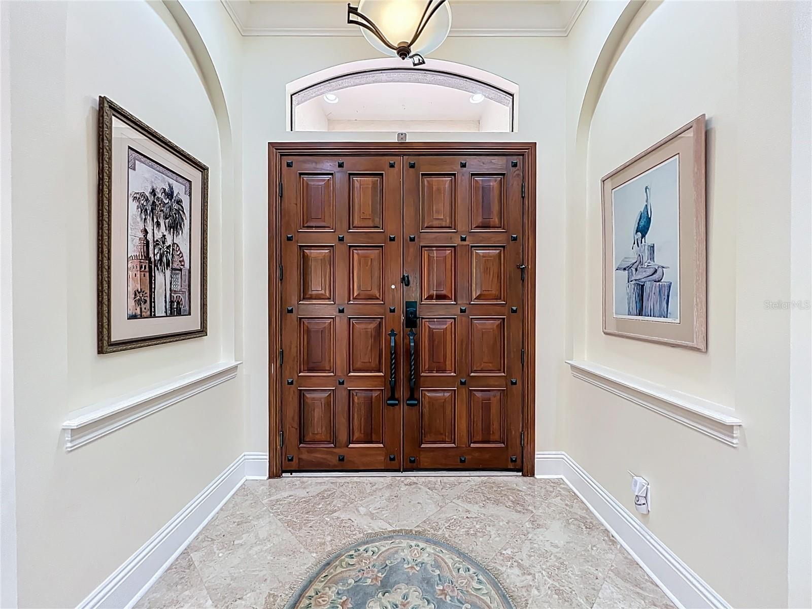 Image 5 of 93 For 587 Broadoak Loop