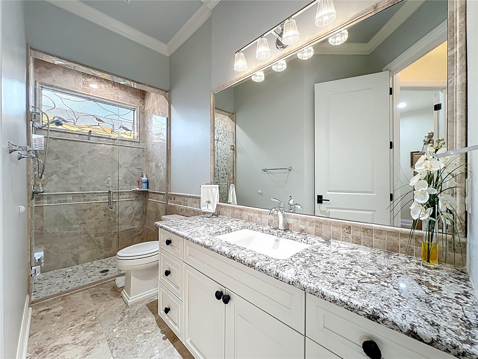 Image 59 of 93 For 587 Broadoak Loop