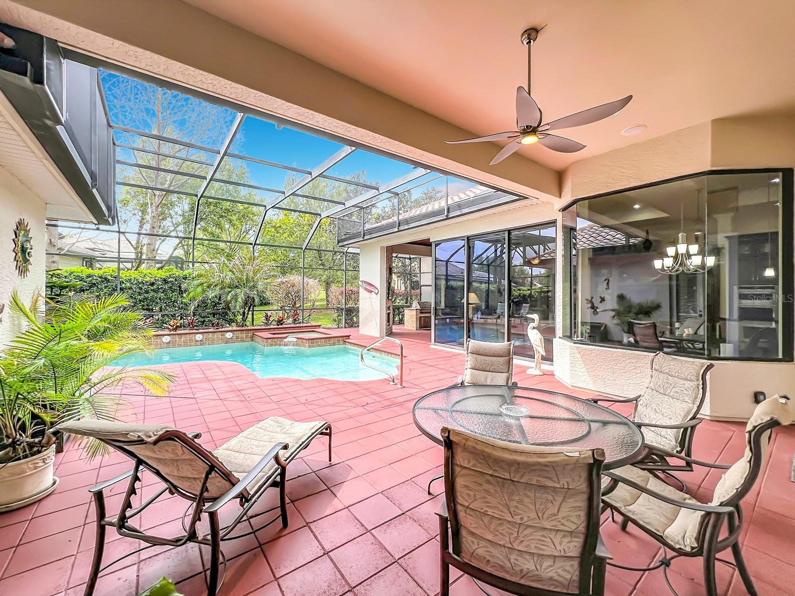 Image 64 of 93 For 587 Broadoak Loop