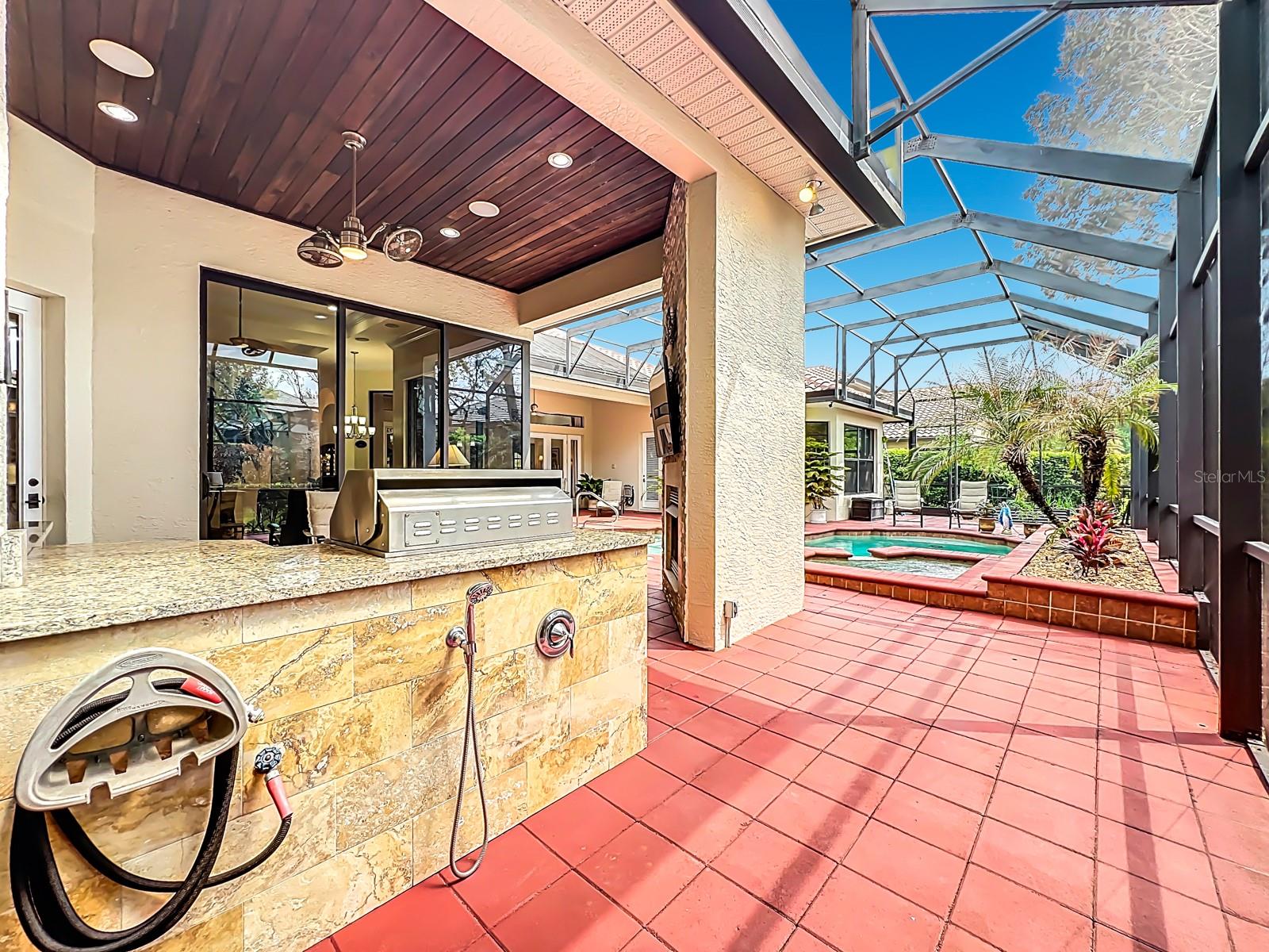 Image 73 of 93 For 587 Broadoak Loop