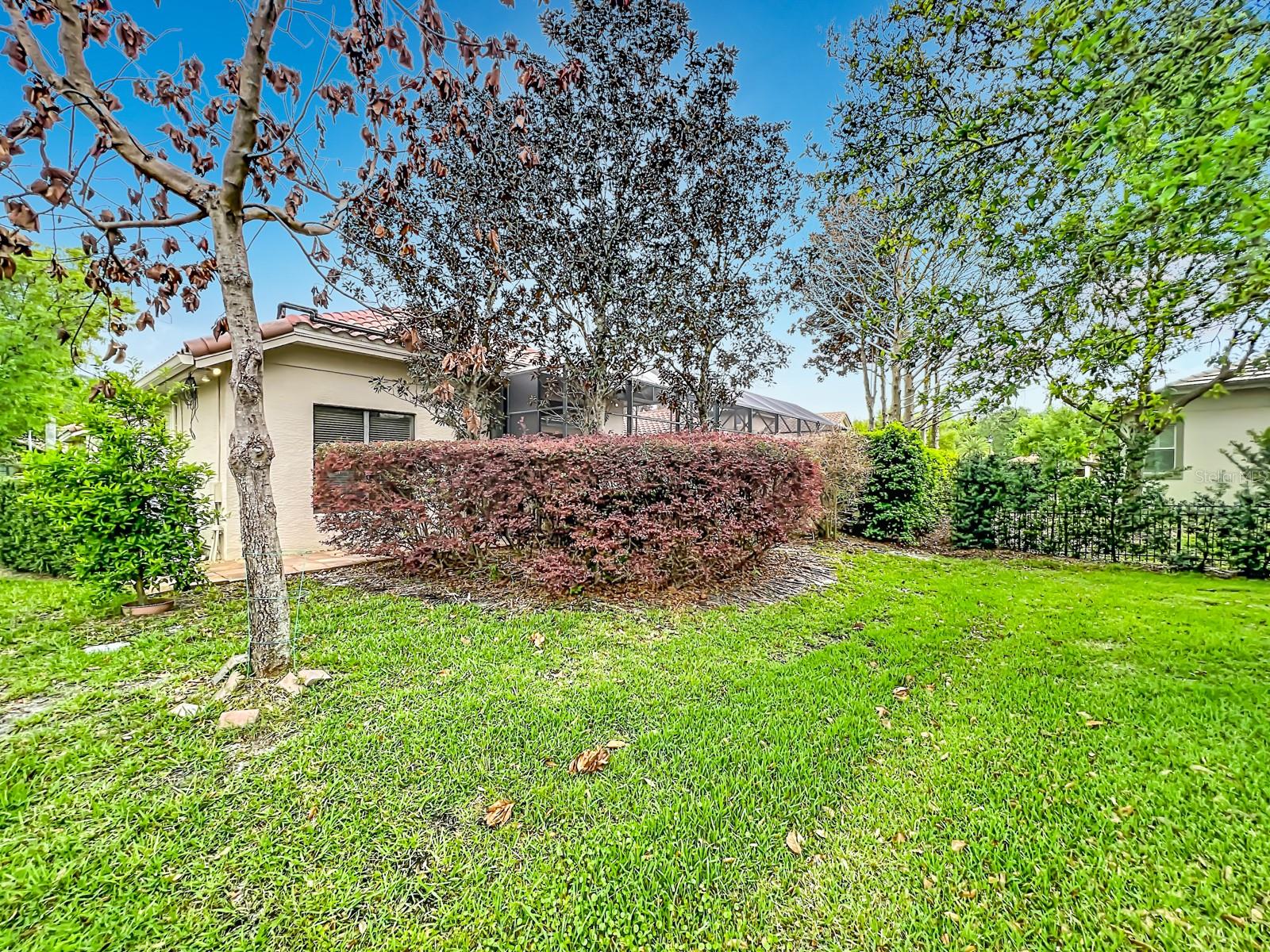 Image 77 of 93 For 587 Broadoak Loop