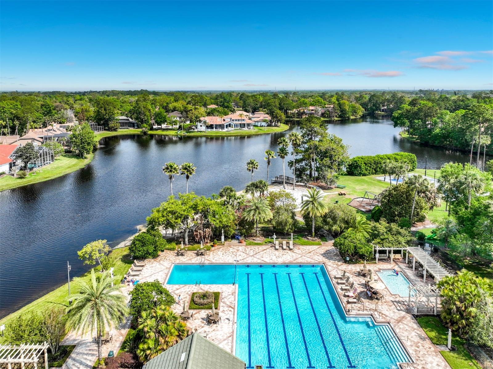 Image 86 of 93 For 587 Broadoak Loop