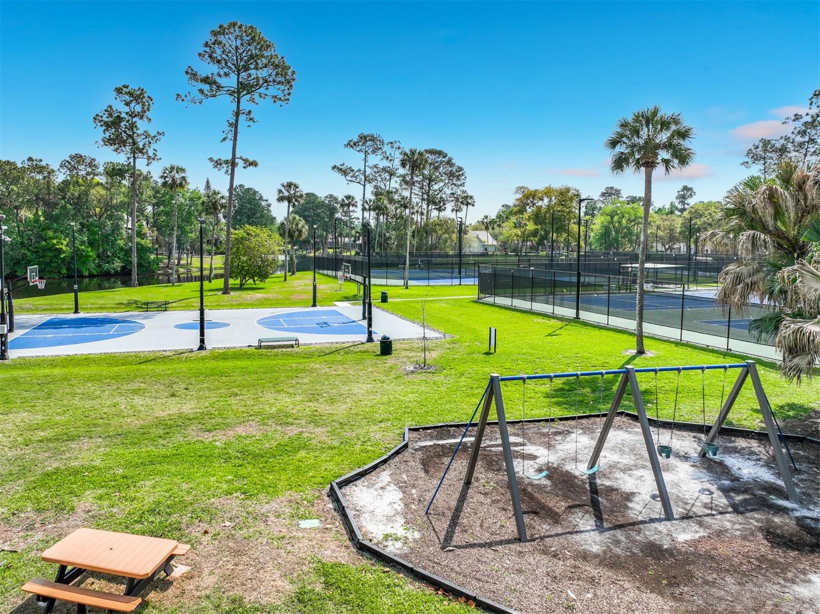 Image 89 of 93 For 587 Broadoak Loop