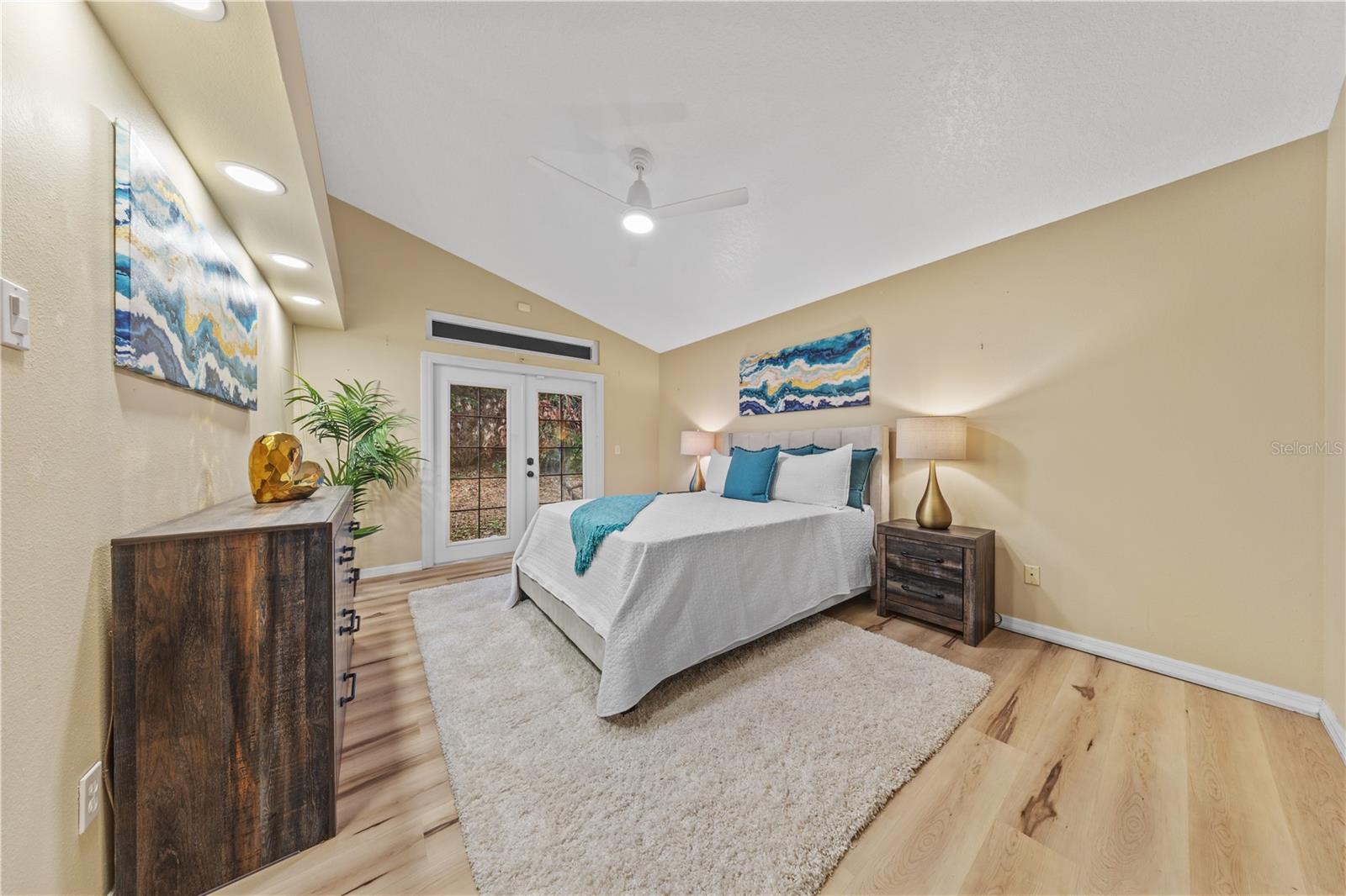 Image 41 of 83 For 968 Paddington Terrace