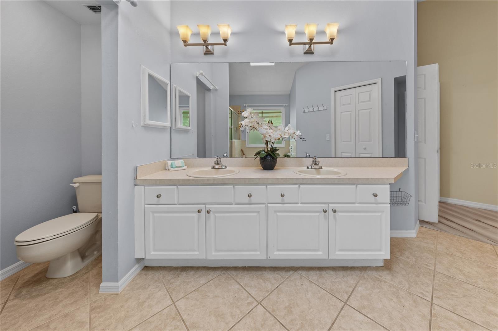 Image 48 of 83 For 968 Paddington Terrace