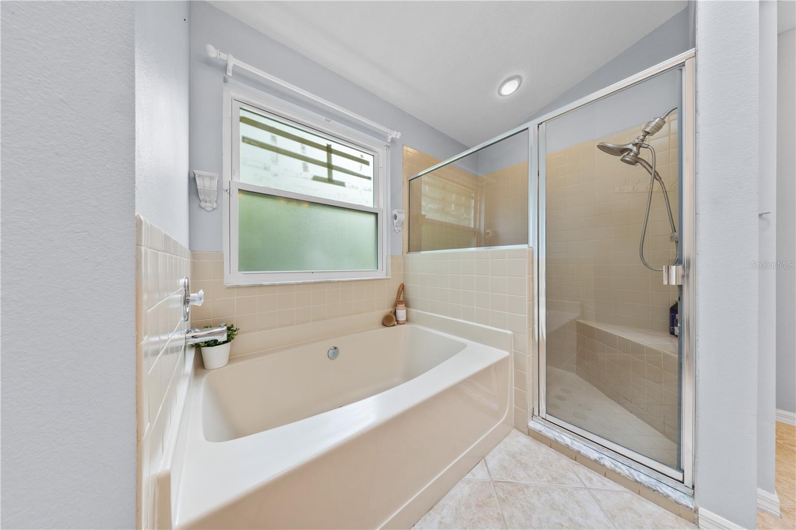 Image 52 of 83 For 968 Paddington Terrace