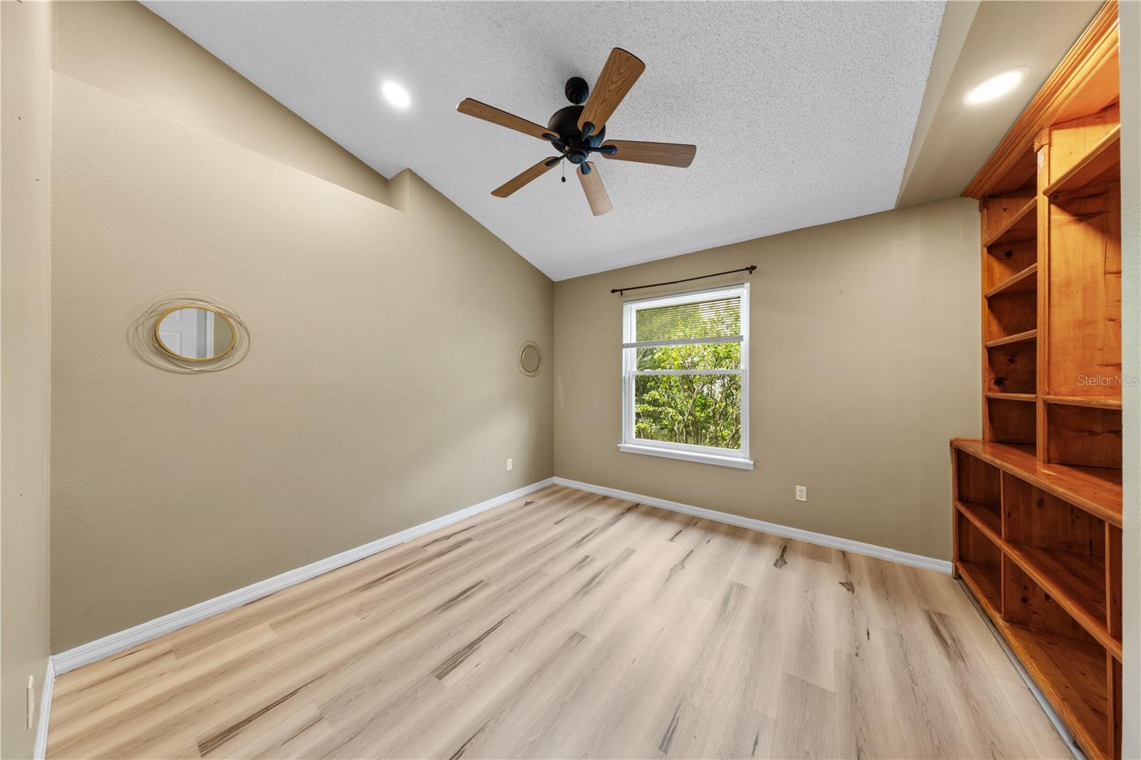 Image 54 of 83 For 968 Paddington Terrace