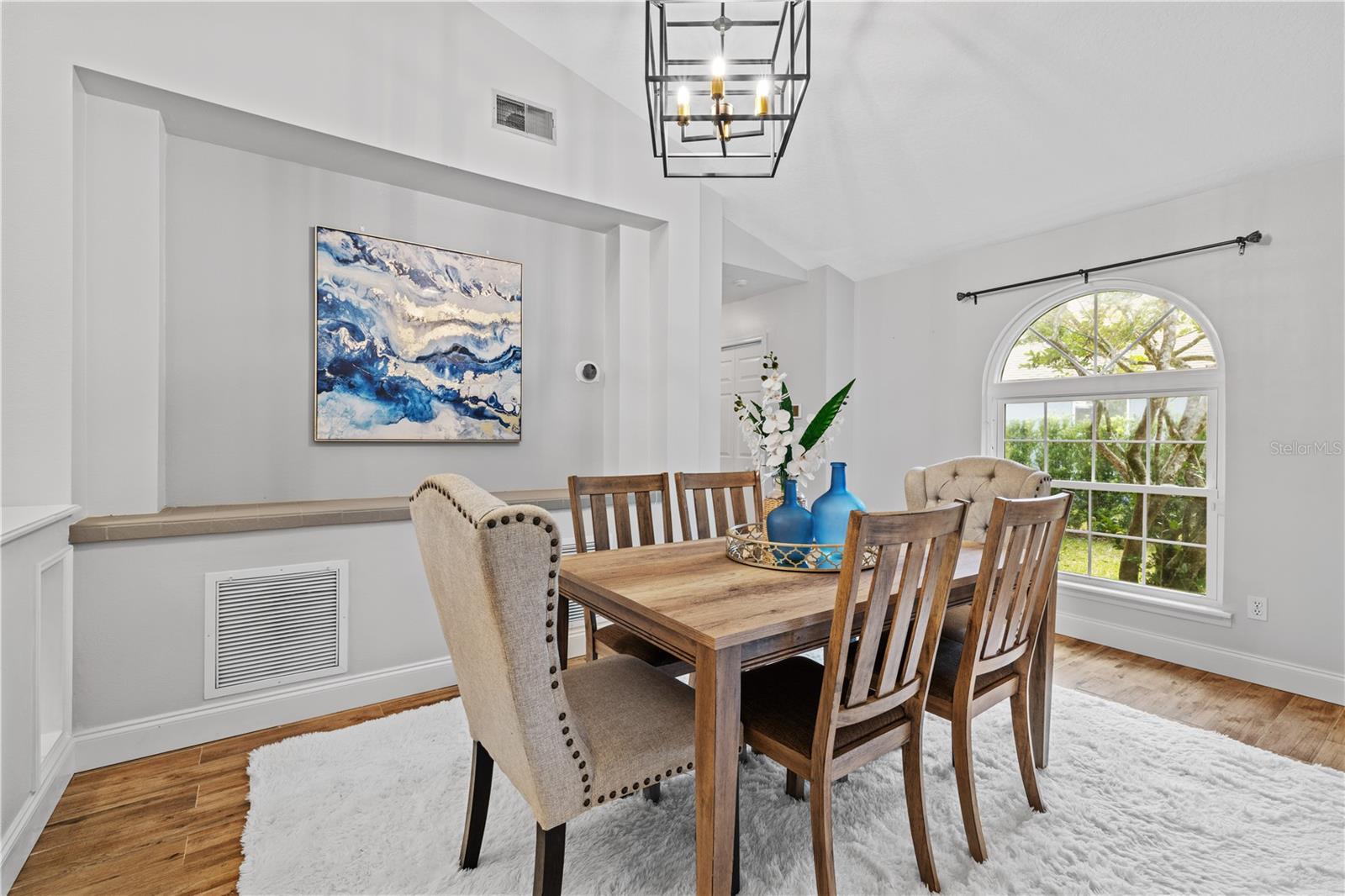 Image 7 of 83 For 968 Paddington Terrace