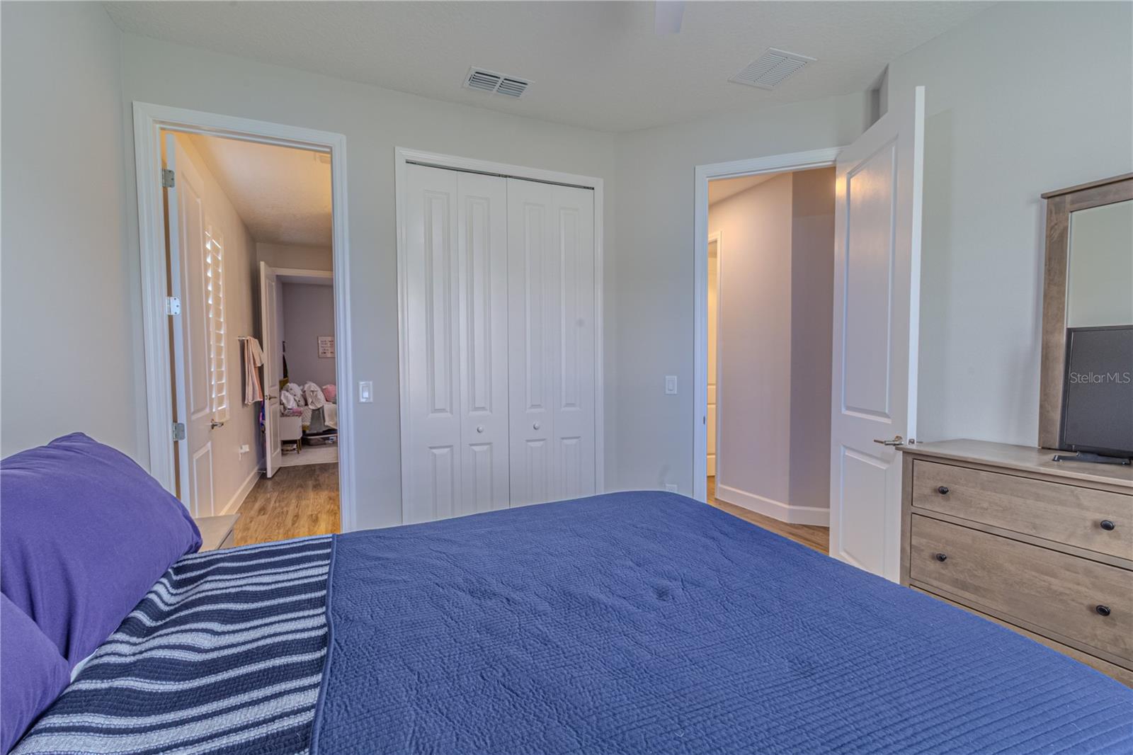 Image 34 of 53 For 132 Lake Drive