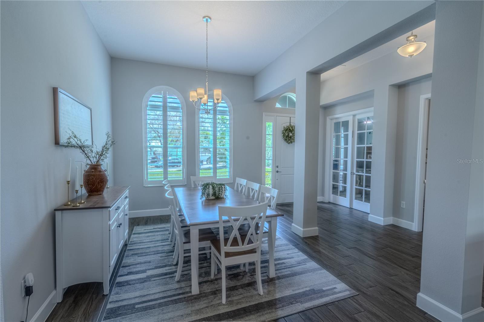 Image 7 of 53 For 132 Lake Drive