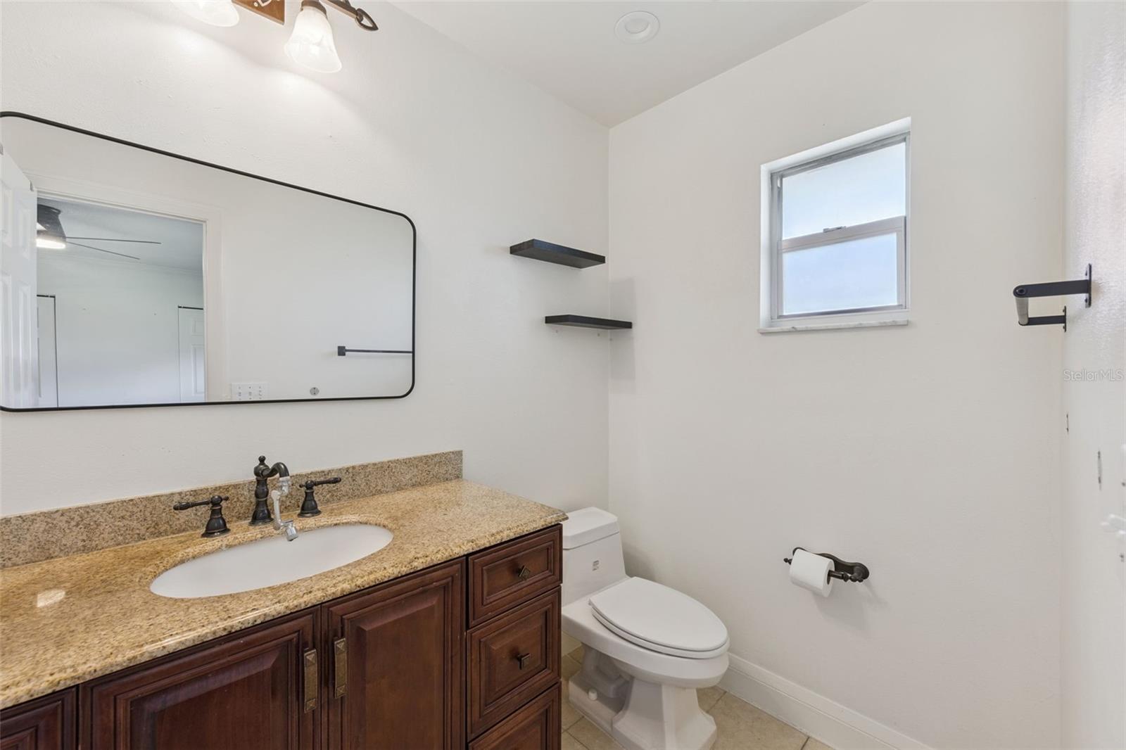 Image 16 of 28 For 3205 Caulfield Street